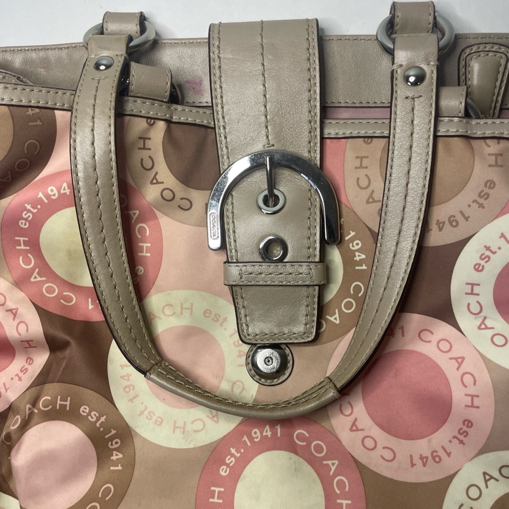 Coach soho tote with matching wallet - Picture 5 of 9